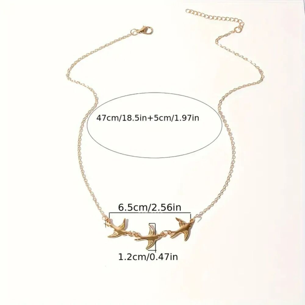 "Loyalty" Three Swallows Minimalist Gold Chain Necklace - Picture 4 of 4